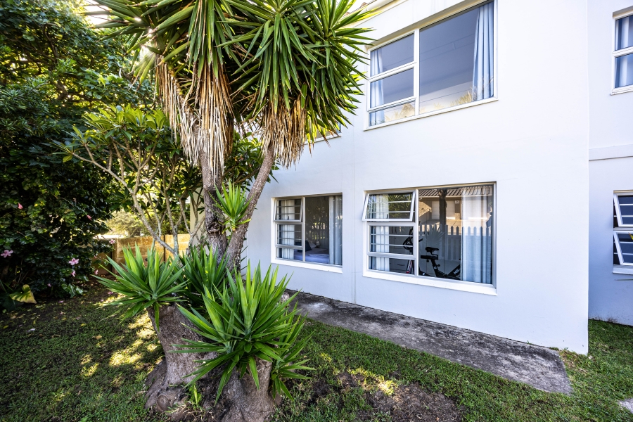 To Let 4 Bedroom Property for Rent in Kidds Beach Eastern Cape